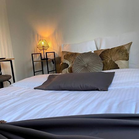 Appartement T4 Cosi: Tv Netflix Parking Montélimar Kültér fotó