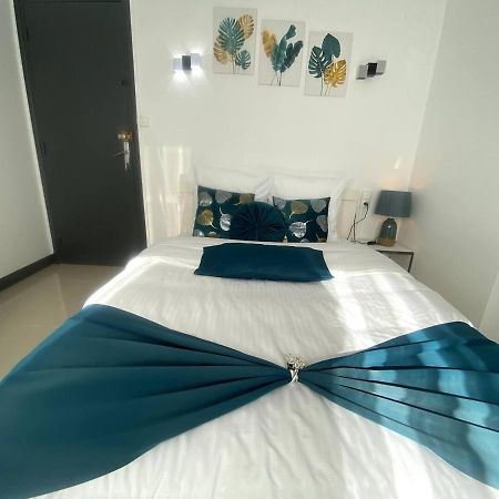 Appartement T4 Cosi: Tv Netflix Parking Montélimar Kültér fotó